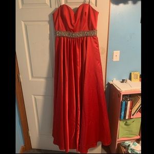 Allen Schwartz Prom Dress